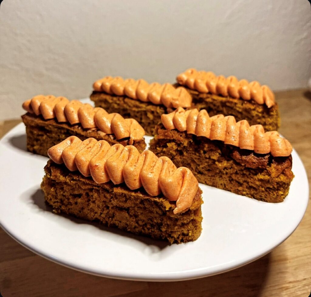 Pumpkin spice cake and pumpkin spice icing